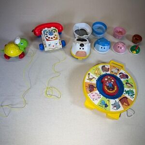Vintage Fisher Price Lot Nesting Farm Pull Phone /Duck 1983 Mattel See N Say